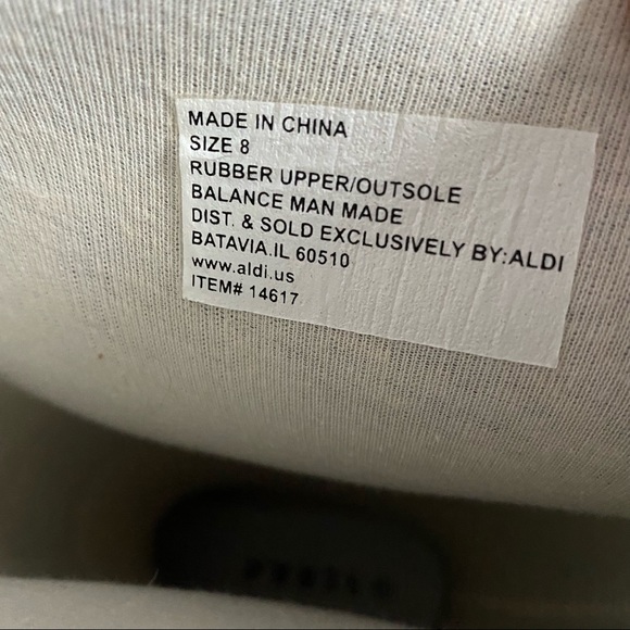 Serra Lemon and Blue Stripes Rain Boots NWT - Picture 3 of 6